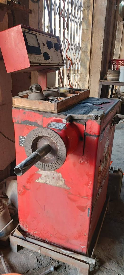 كنبريس هواء ١٠٠٠ لتر جهاز بلنص إيطالي مشحمه هواء ***********   ***********
