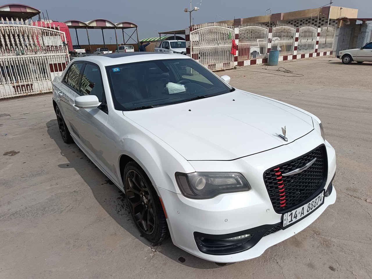 اوباما S gold اعلى مواصفات ال S 
السياره تقرير بيهه باب خلفي كلير 
وبيهه بعض التلحيظات السعر ٢٠٠ وبيهه مجال 
ذي قار الچبايش 
*********** الشيباسيش, ذي قار
