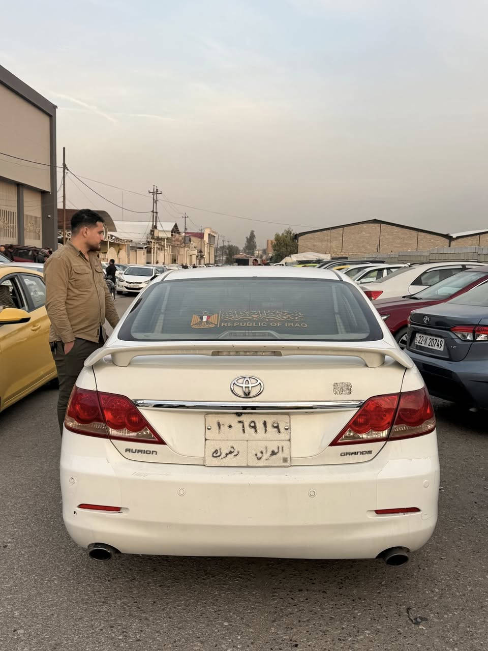 تيوتا اوريون ٢٠٠٧ فول مواصفات (كراند)
بصمة 
بصمة ابواب
كشنات جلد+كهرب 
فتحه سقف
برده خلفية كهرباء بلادي تنزل ويا البك
حساسات 
مرايات كهرب 
تحكمات ستيرن 
كروز سرعة 
منظومة زينون
السيارة وارد خليجي بيها قطعة صبغ الباب خلف السايق  وبيها مكان بارد بالجاملغ مبين بالصورة بدون دواخل السيارة جاهزة من كل النواحي السعر ١٠٨ وبيها مجال مكان السيارة الموصل 
***********
