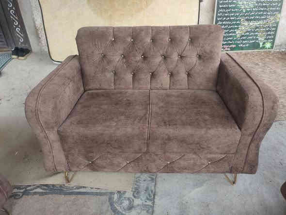 سلام عليكم البيع تخم تركي 10 مقاعد نظافة 100/100 السعر تصال يوجد توصيل مكاني حي اور  سبع قصور شارع ابو علي الرقم ***********
