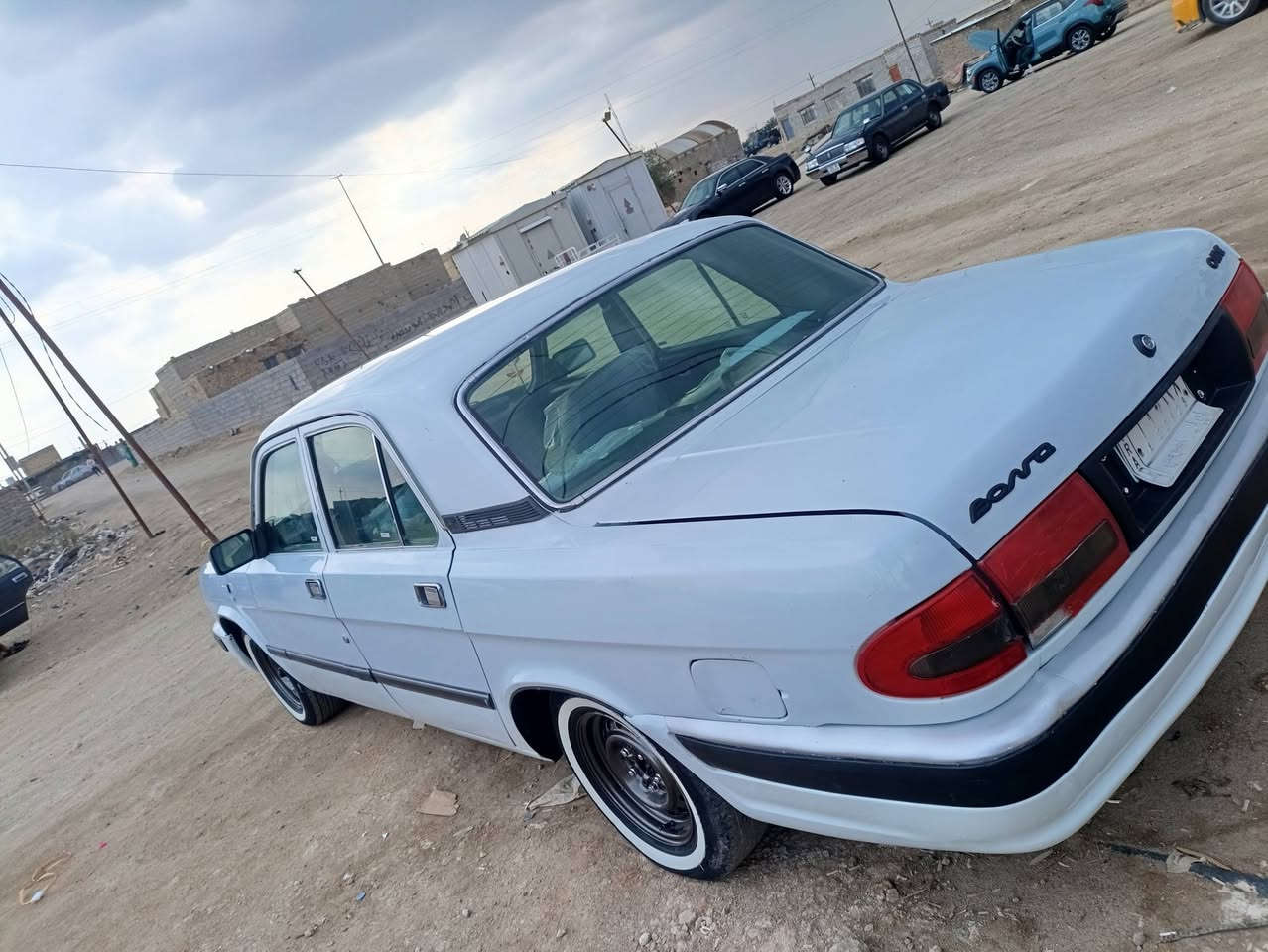 فولكه للبيع 2003 محوره كلهه سيدان 14 مكينه وكير كارتون ونجي  سياره جاهزه ع اخر حبابه بس تبريد ما بيهه سعر 50 وبيعه مجال  باقي التفاصيل ع رقم ***********
