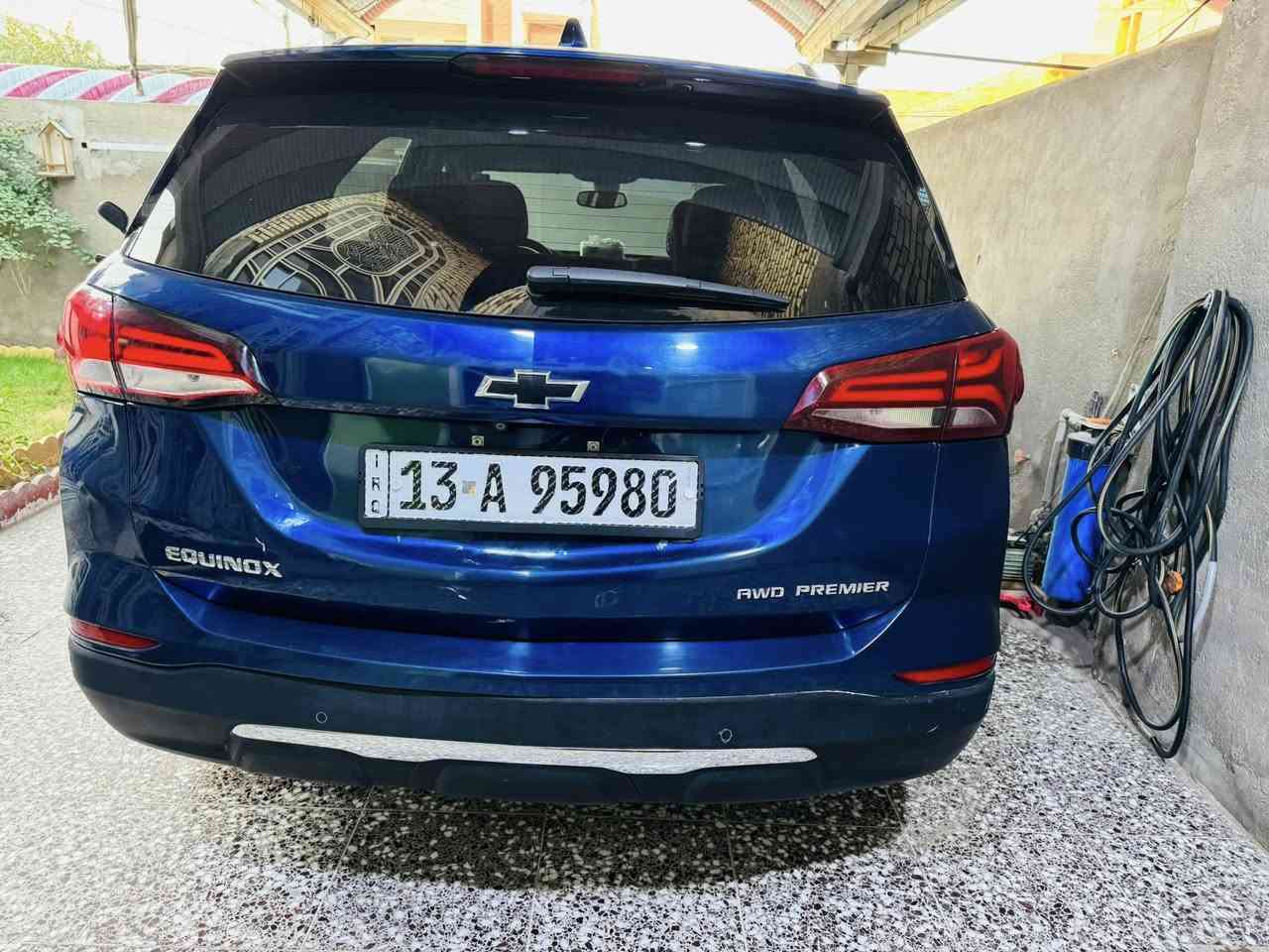 السلام عليكم ورحمة الله
كوينكس(( بريمير)) 
موديل 22 أعلى فئة كامل مواصفات للاخير 
ماشية 30الف ميل 
سيارة جديدة مال بيت باسمي جاهزة من كل شي وصور الحادث مرفقة مع الصور 
للاستفسار الاتصال على 
*********** 
مكان السيارة ميسان
