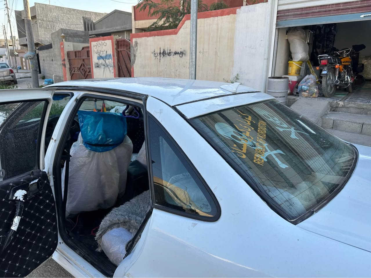 سياره اوبل موديل 1992 محرك 16 قايش عريز بأسمي هزه جديد 2026  شرط وكاله تحويل كوبون بنزين بيها   اتنين جام كهرباء گير محرك شرط كاهربايات شرط سياره نضيف لايتات زينون تايرات جديد رقم كركوك سنويه 2029 جديد  سعر 39$ بي مجال قليل 
رقم وتساب*********** كركوك, العراق
