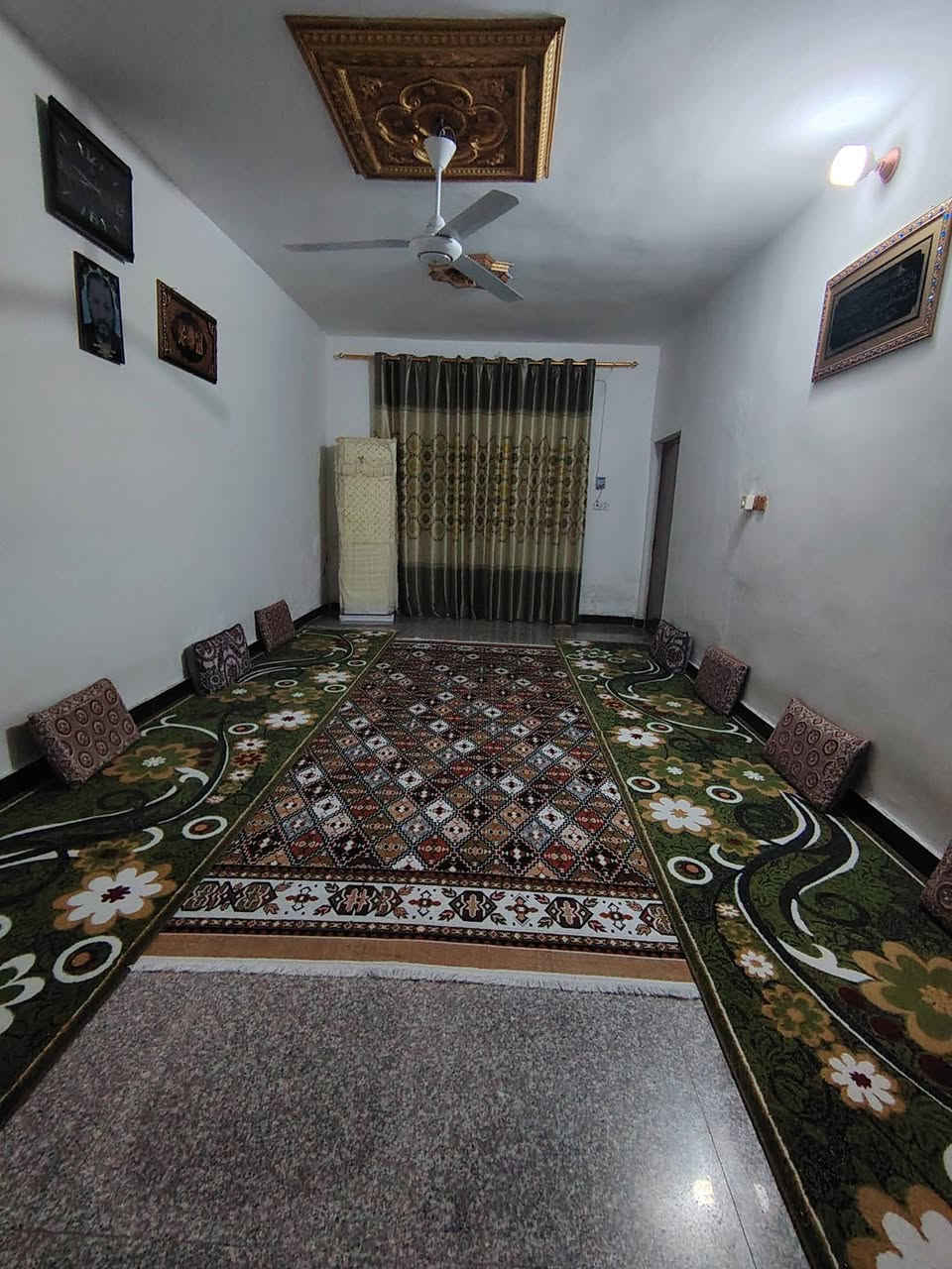 بيت للبيع في حي الزهراء مساحة 200
قرب الجامع الكبير الطابق الأول يتكون
من غرفتين وصاله واستقبال ومطبخ
ومجمع صحيات والطابق الثاني غرفتين وصاله
ومجمع صحيات /السعر 250وبي مجال
***********
