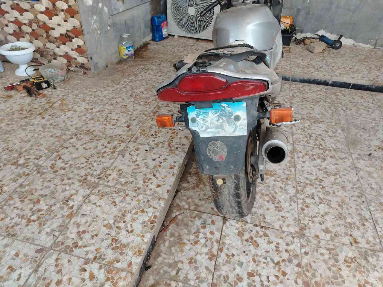 بطح سازوكي محرك 400 نكره بس كابريتات يطوفن مكانها صقلاويه شعندك مراوس نزل


**إذا كنت صاحب هذا الإعلان وتريد حذفه لأي سبب، رجاءا أرسل رسالة إلى الدعم الفني**