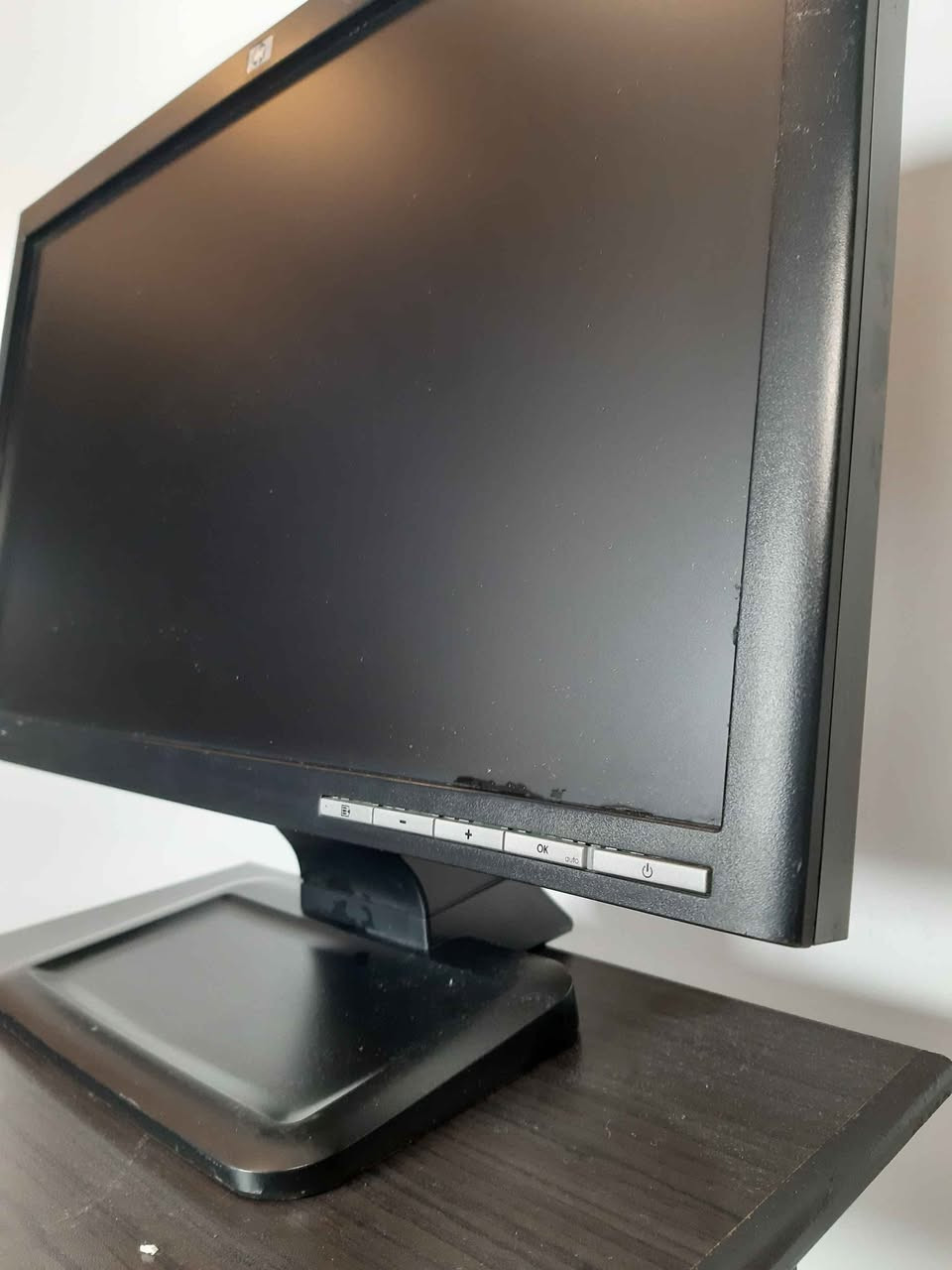 🖥️ شاشة HP أصلية بحالة ممتازة – فرصة لا تعوض!
✅ شاشة HP أصلية بجودة عالية
✅ صورة واضحة وألوان ممتازة
✅ مناسبة للعمل، الدراسة، التصفح، والكاميرات والمحاسبة
✅ تصميم أنيق وقاعدة ثابتة
✅ نظيفة وتعمل بكفاءة 100% وجاهزة للاستخدام
💰 السعر: 50,000 دينار عراقي فقط
🚚 التوصيل متوفر إلى جميع محافظات العراق.
📩 للحجز أو الاستفسار راسلني على الخاص، والكمية محدودة أربيل, العراق


**إذا كنت صاحب هذا الإعلان وتريد حذفه لأي سبب، رجاءا أرسل رسالة إلى الدعم الفني**