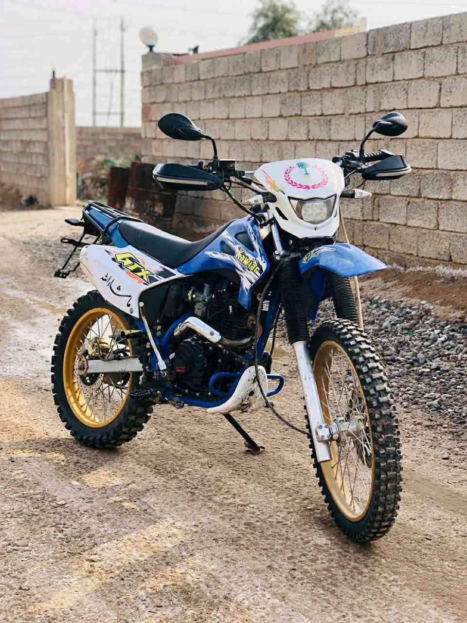 السلام عليكم قفاز للبيع ويرهم مراوسه كلو وضع شركه موديل 24
***********
