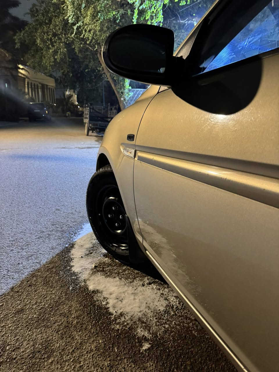 اكسنت الشركه عامه مكفوله عام ماشيه 58 سبير منازل سياره لوك ع وضع الشركه غ متواجد ع فيس اتصال *********** مكينه 1600 مكفوله عام حتى الدعاميات جديده بمعنه الكلمه
