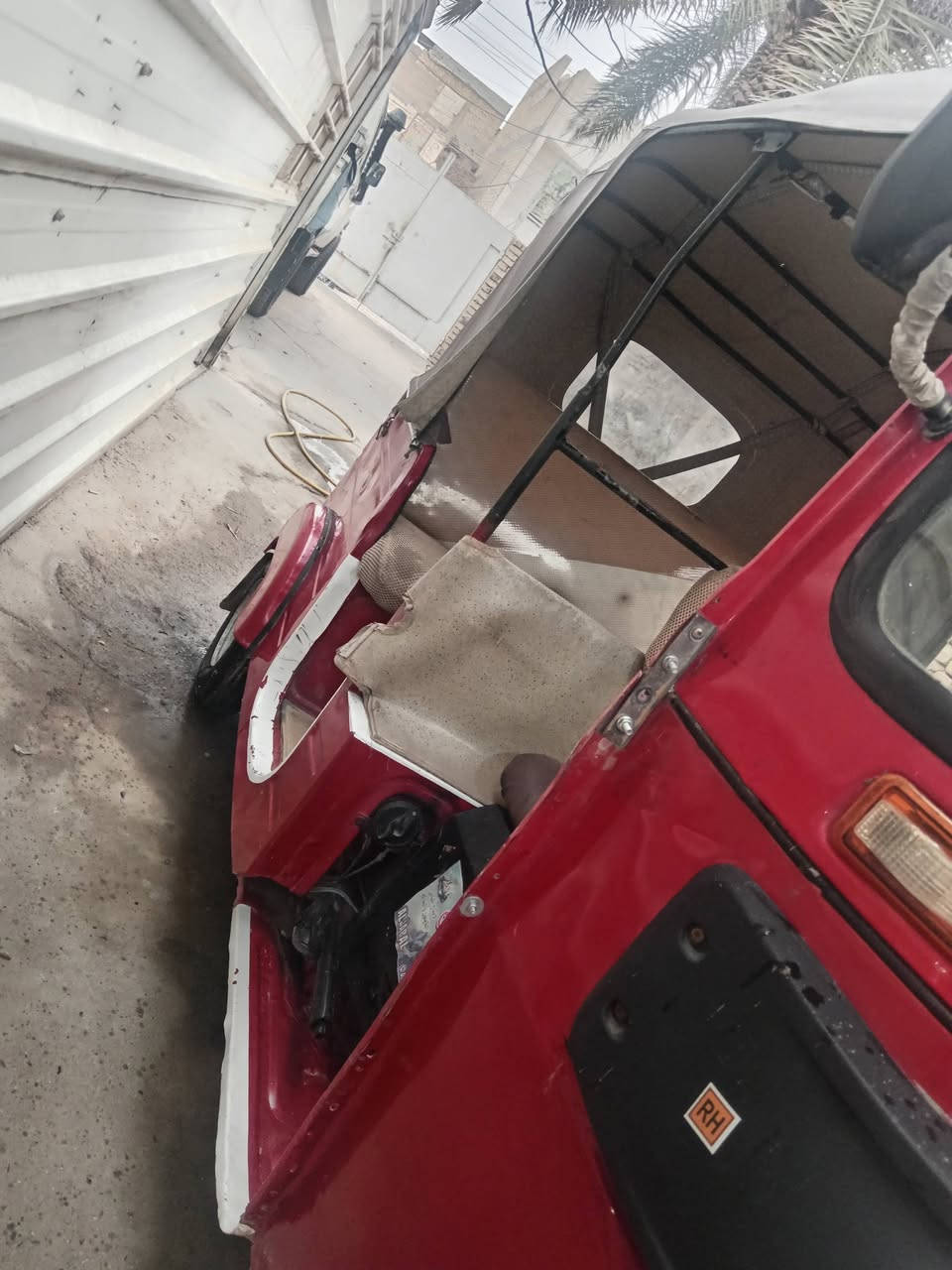 تكتك مديل 20 رقم للبيع مفتوحه مبدل بستم وبيها ضربه معمره مكفوله من الخياس مكان ميسان اتصل *********** سعر ٦ وربع وبيها مجال
