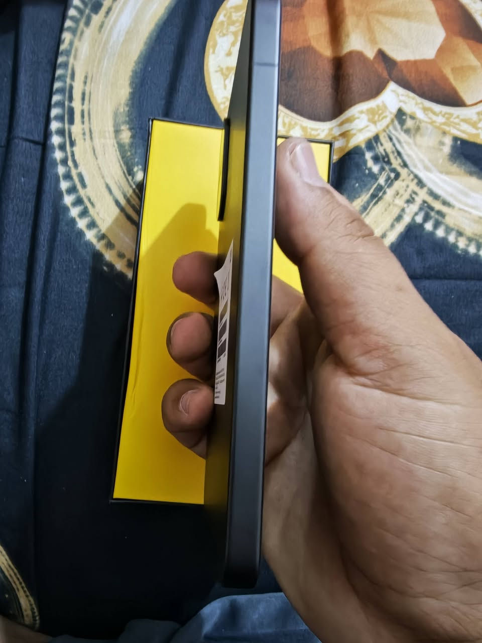 السلام عليكم جهاز بوكو x8pro max ذاكره 512 الرام12+12 فقط مفتوح من الكارتون للبيع مكاني بغداد المحموديه السعر 680وبيه مجال علما سعر الجديد 740 للإستفسار الاتصال ***********
