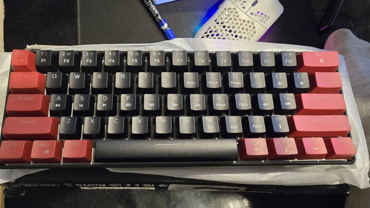 للبيع
مبرد T404B
كيبورد ميكانيكي 
مايك HyperX QUADCAST 2


**إذا كنت صاحب هذا الإعلان وتريد حذفه لأي سبب، رجاءا أرسل رسالة إلى الدعم الفني**