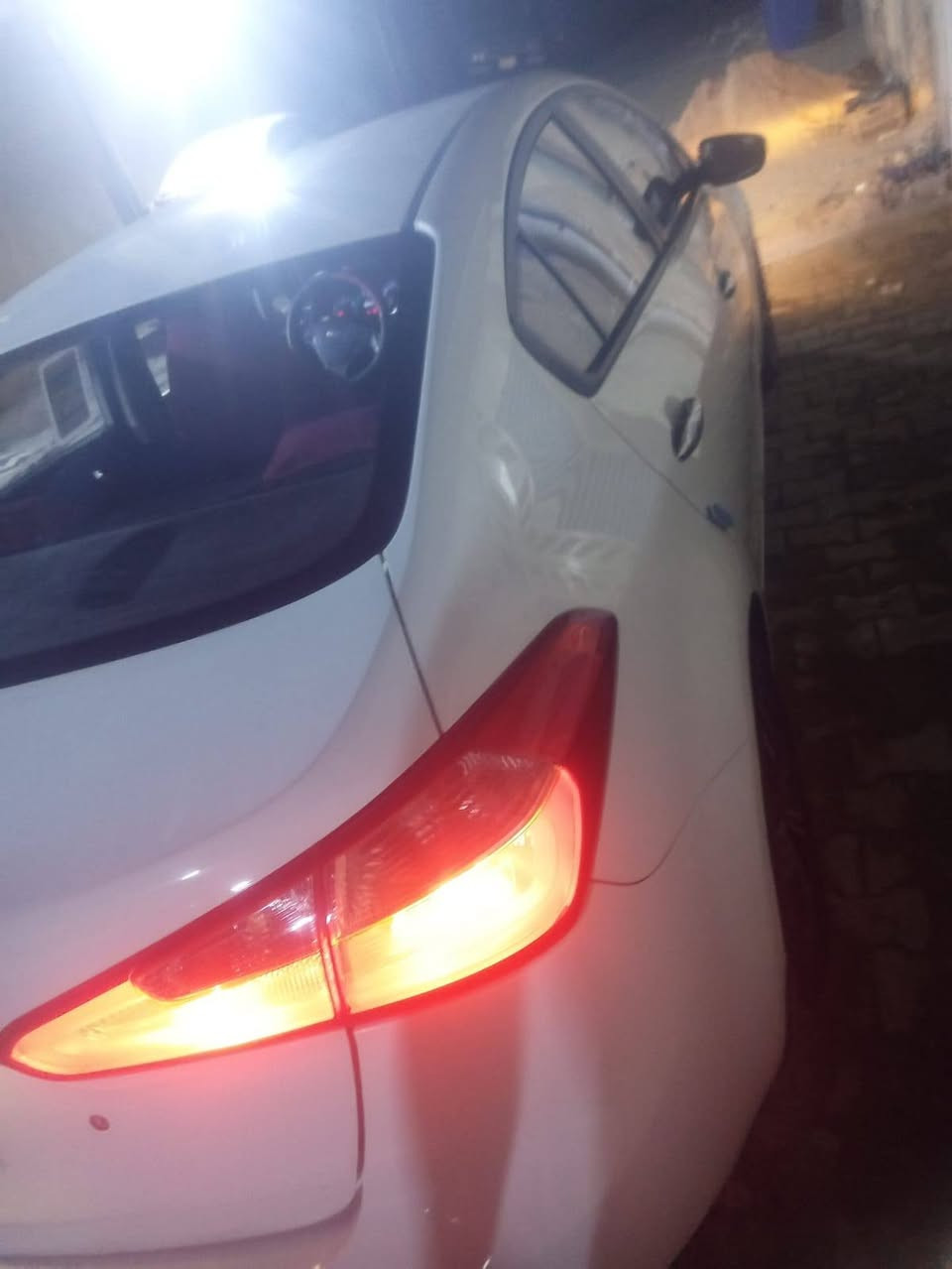 السلام عليكم سيراتو مديل 13 شكل 14 محرك 1600 كير محرك تبريد كله مكفول حداديه 80%بيها بنيد مبدل وشبر ب جالغ كدام صبغ سياره مكفوليه عدا بنيد سعر 105 قفل مستعجل ع بيع مكاني نجف
***********
