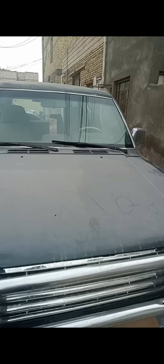سياره باجيرو لبيع مشروع وطني سنويه بسمي جديده رقم نكليزي كير ومكينه جديده حاويه ففتي تخم تاير سنويه تحويل السعر45رقم التلفون***********

