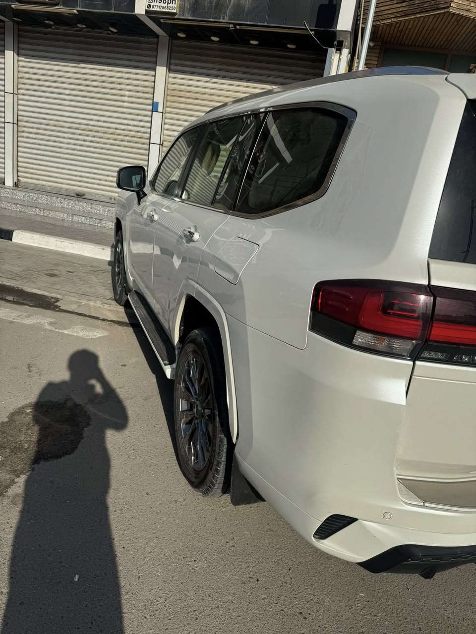 لاندكروز 2023GXR معروفه مواصفاته ماشيه 53 رقم بغداد بسمي بيه سياره كفاله بيه ملاحضات بسيطه كلش سياره جديده مستعجل ع بيع مكان السياره البصرة سعره 590 وبيه مجال قليل ماكو هيج سعر بالعراق كله الاستفسار ***********
