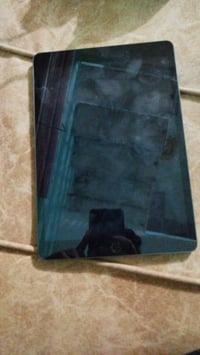 ايباد ٩ ذاكره ٢٥٦ كامل ملحقات سعر300 بي مجال ‏‪0772 726 8845‬‏