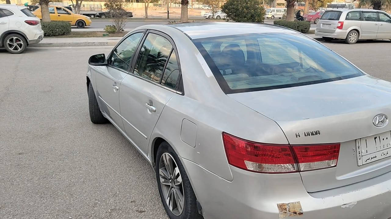 سلام عليكم سوناته 2006 وارد امريكي تخم تاير باتري جديد حداديه 80 بل 100 تبريد ثلج مصبوغه حزام حادث جملاغ الخلفي جهد السايق مكان السياره كربلاء رقم صاحب السياره 
مكفل بل نشر (***********
