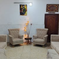 تخم 10 مقاعد نظيف  سعره 285 وبي مجال لبياع  يوجد توصيل بكروه ب واتساب ...