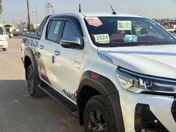 تويوتا هايلوكس 2024 ساز  ستة سلندر V6ماشي 36 الف 
لون ابيض صدفي 
رقم أربيل 

فـــول مواصفـــات 
مكفوله كفاله عامه شرط سونار و السونار مرفق مع صور 
النقطة العمية
بصمة تشغيل
بصمتين باب 
تحكم ستيرن
مثبت سرعة بالستيرن
شاحن لاسلكي ( وايرلس ) 
مري شفط
تحكم كهربائي للمرايا
لايت داخلي للبنيد 
تبريد قطعتين 
تبريد بالكشن
شاشة كبيرة 
حساس خلفي امامي
كاميرا خلفية
ويلكب 
جكات بالبنيد 
ضمان شركة ساس العراق
العنوان بغداد ناحية الرشيد 
***********
