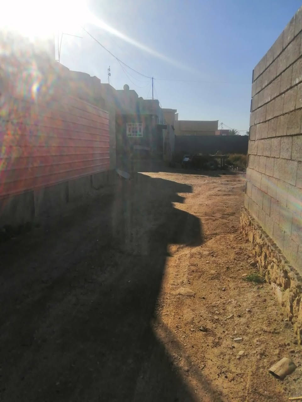 للبيع خلف جامع الواثق سند زراعي تحويل مباشر المساحه350السعر100 قابل للتفاوض ***********
