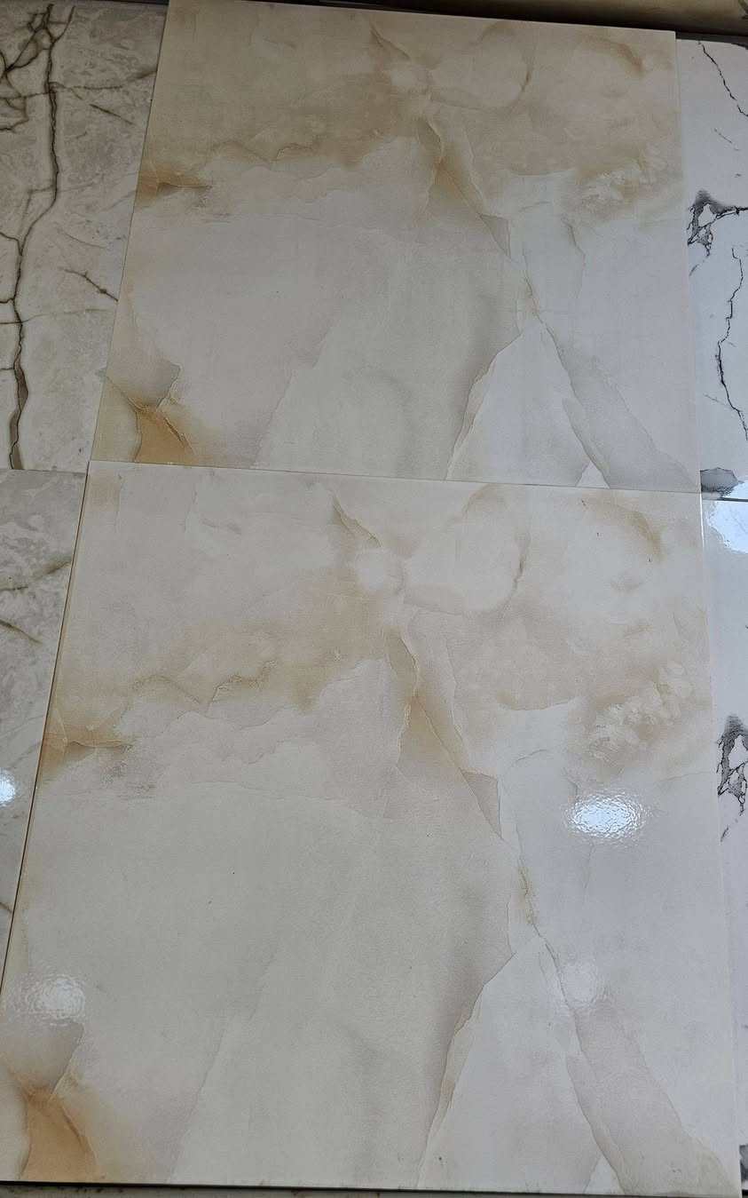 بورسلين ارضي (ثقيل) 60*60 / 30*30  منزل + صحيات 
سيراميك ارضي 50*50 / 30*30 منزل + صحيات

متوفر لدى #معرض_المصطفى_للسيراميك 

***********
***********

العنوان: واسط الزبيدية / شارع الحي الصناعي/ معرض المصطفى للسيراميك
