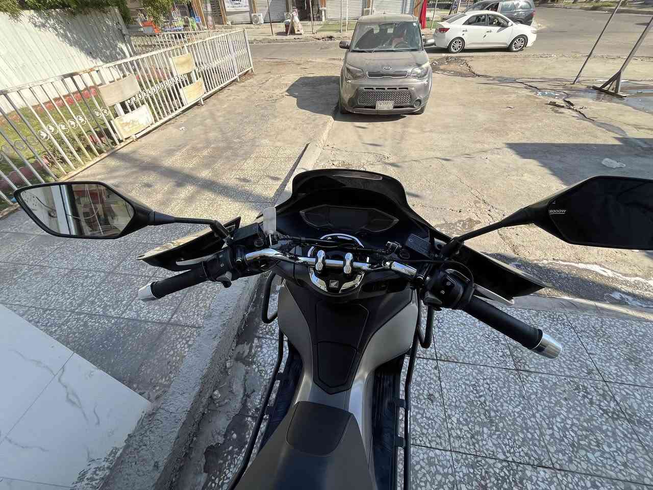 بي سي اكس جيل رابع يابانيه ماشيه 22 الف تدفه بليدات دراجه جديده كلش ***********
