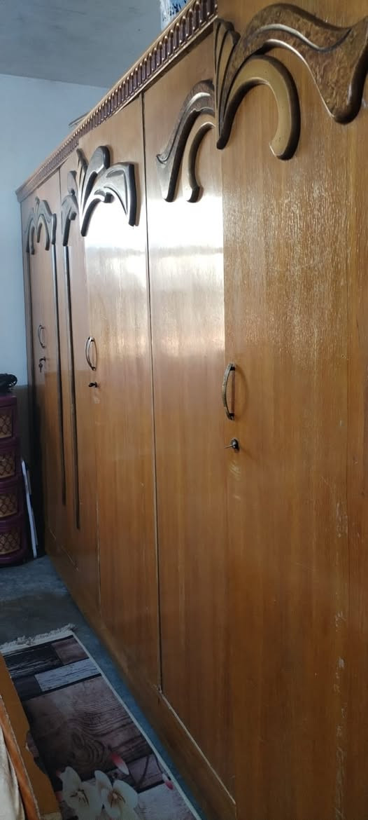 غرفة اخشاب مستعملة ٦ باب شغل عراقي
نظيفة سعر ٤٥٠ الف 🌹💐
العنوان هيت شارع القائم مقامية قرب مجمع العيساوي *********** واتساب
