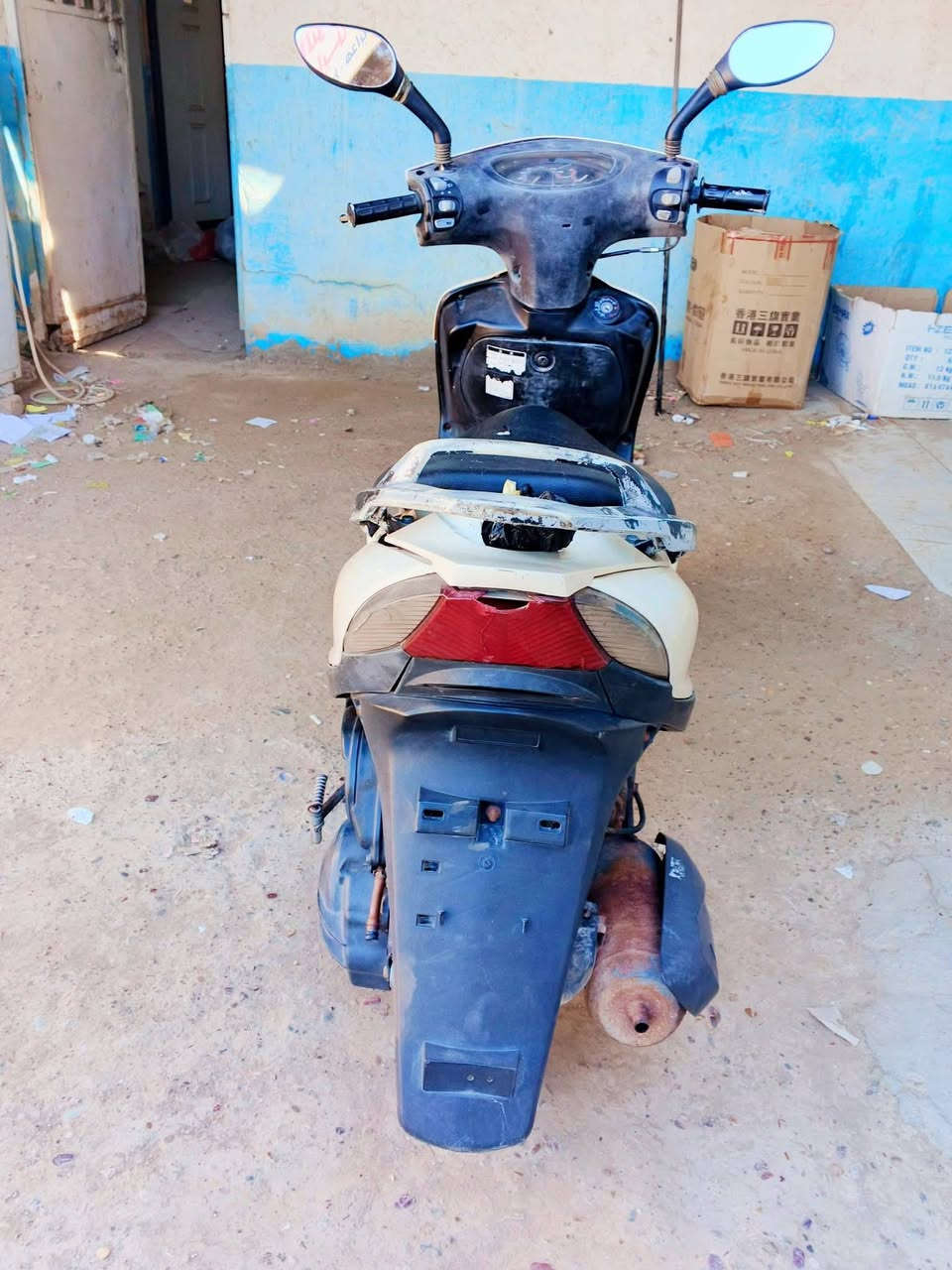 السلام عليكم 🫡
ماكس 140  دراجه حلوه ومرتبه
والحمدلله مافديوم وكفتني اروح واجي بيها لشغلي 
يعني دراجه لوز😚 دهن كل 15 يوم ابدله مداريها   
تجي وتشوف بعينك شرط الدراجه ادك سرعته 💯 100
شراي أخليك على راسي 🙆 خابر وتدلل سعر (400)وبيه مجال
 ***********
‏‪***********‬‏

              #العنوان المشاهده 🫡
