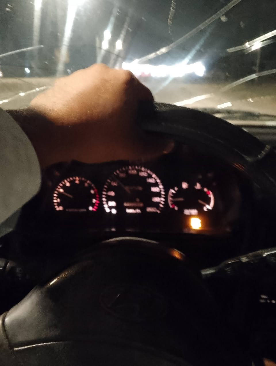 اكسله هونداي للبيع ١٩وبيه مجال حك الجيه سياره جاهزه
***********
