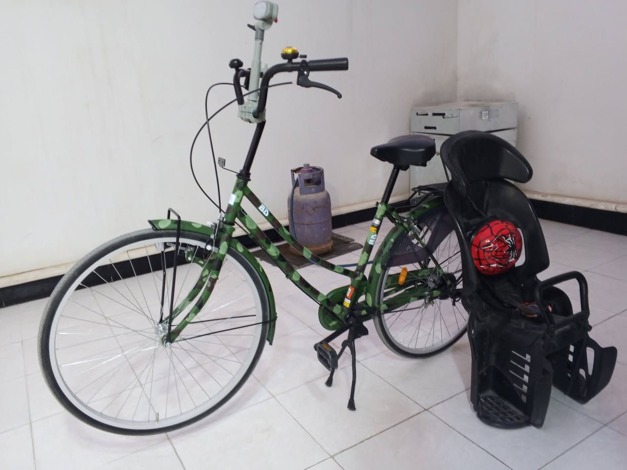 السلام عليكم هذا الباسكل للبيع نوعيه سوبر السعر 190 هوا والكرسي
رقمي ***********
