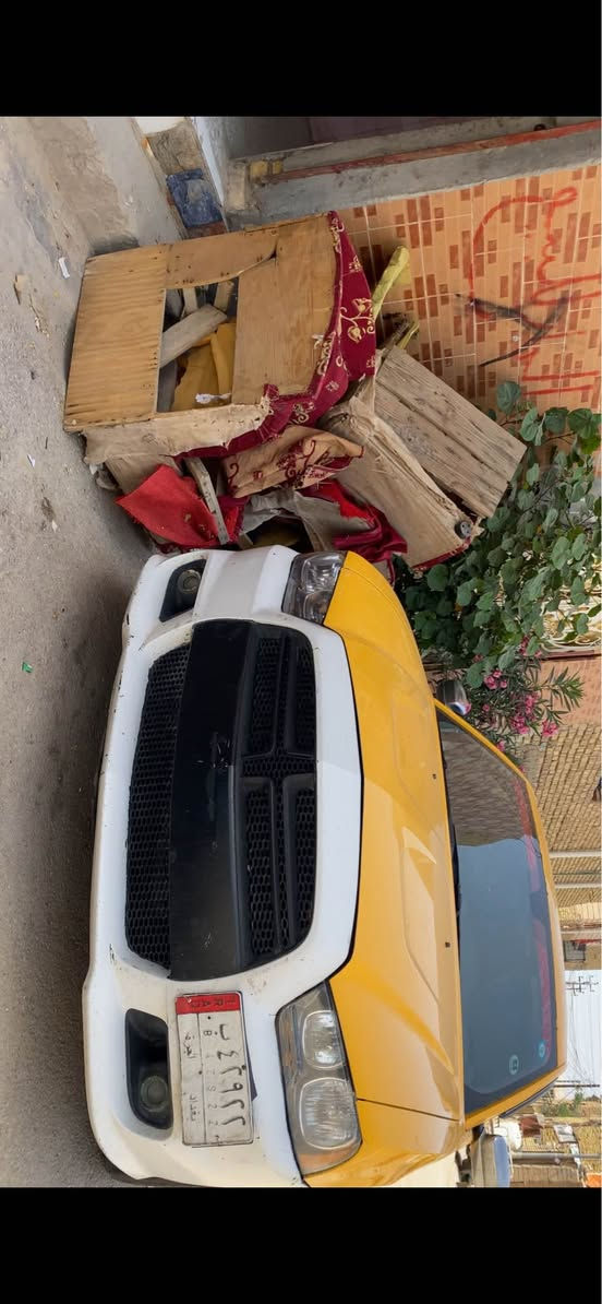 السلام عليكم 🫡 
دوج جارجر 🏎️
معلايه 2012_2014
خطه ناصريه نجف
اب اسمي شرط التحويل 
عليه منظومة غاز تانكي ابو ال80 لتر
يعني انسى الصرفيات والادوانز بل طريق
منظومة زنون ثلجي
الدواخل بيجي بصمة ابواب
تحكمات بل الاستيرن
باتري جديد سلف جديد تخم تايرات جدد
مكينته 6 سلندر 3600

كير مكينه تبريد اكسل كفاله
ضربته قبق الجنطه مبدل وبيه تصليح كلش بسيط بل جاملغات الخلفيه
وتصليح الجاملغ الامامي الايمن صفحة الصدر بدون دواخل
سياره عليه تزويد دعاميات اس ار تي
وسبايدر جناح على الجنطه ويل 17 المرغوب بدون طسه سياره خير من الله شغل واطلع للكراج بيه 
ترهم مراوس اب سياره النترى كيه فورتي كيه فايف سوناته من مديل 17 فما فوق
السياره بسمي مصفره هيئه وغرامات تجي وبيك خير وتدلل اي استفسار ادخل خاص او واتساب على هاذه الرقم
***********
*********** ناصرية, ذي قار
