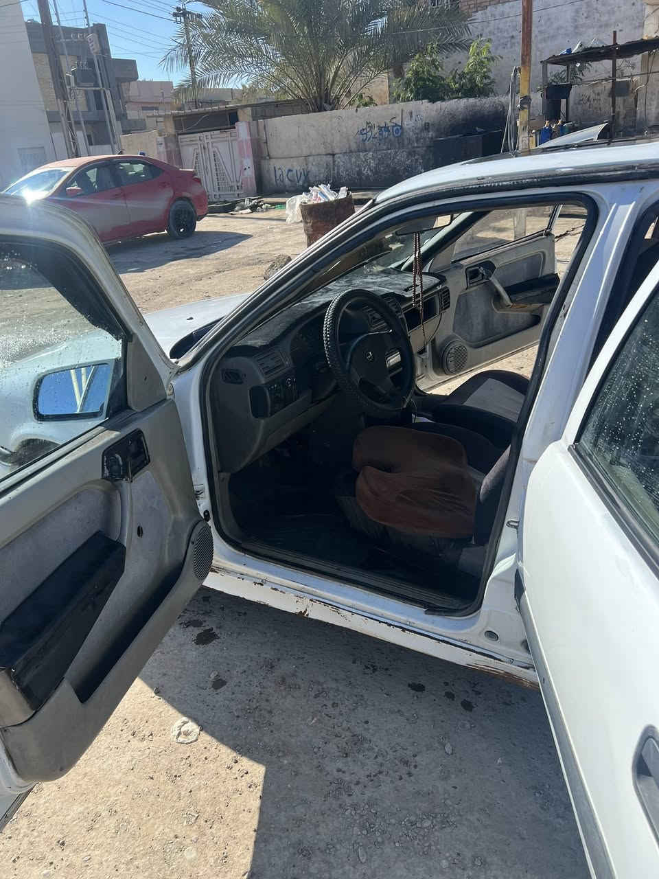 سلام عليكم
1995فيكترا 
غاز بانزين 
خير من الله 
حداديه 
لا تنقيص لا تبخير 
شرط التحويل 
40$
مكان السياره سامراء 
***********
