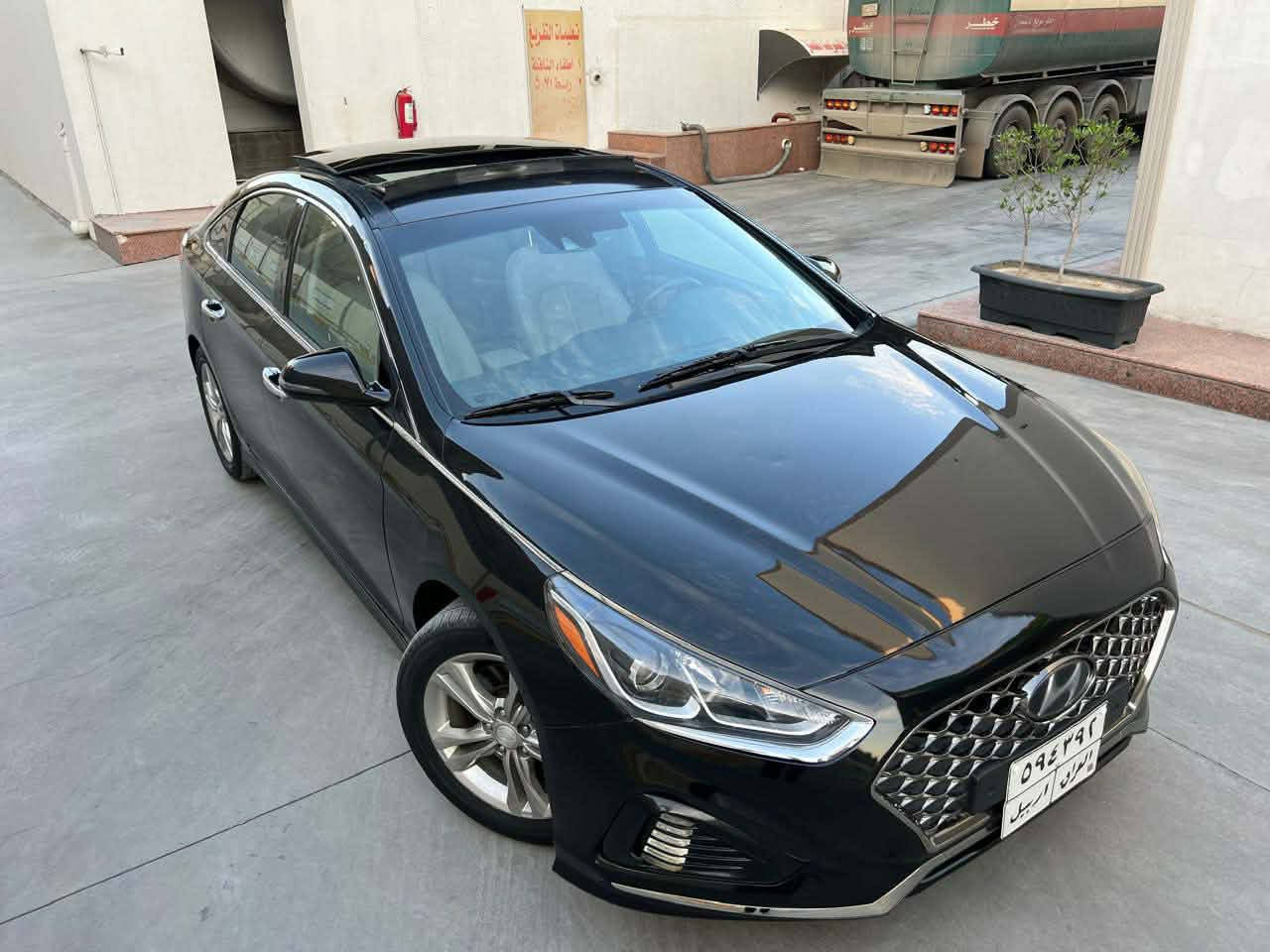 السلام عليكم
(وينه الي يدور النضيف  

والفول )

_هونداي سوناتا vip

_موديل2018

_اعلى فئة VIP

d

_الموصفات

1_فتحه سقف

2_بصمة تشغيل

3_بصمة ابواب

4_نضام ترحيب

5_شاشة كبيره

6_كامرة دوار

7_رادار امامي

8_رادار جانبي

9_مثبت سرعة

10_تحديد مسار

11_كشنات جلد ابيض

12_تدفئة كشنات امامي 

13_تبريد كشنات امامي 

14 _كشنات كهرباء

15_جام AOTO

16_3وضيعات قياده

ايكو وسبورت ونورمال(الاعتيادي )

17_لايتات AOTO

18_منضومه زنون عدسات بلادي(نهاري)$

19_لد ليلي لد نهاري حسب وضعيه ضلام ونهار

20_لون اسود بالسوناتا

21_نضام AOTO HOLD

22_سايد بريك بصمه

23_اشاير بالمري

24_سستم صوت سمعات انفنتي

25_دمام خلفي

26_تدفئه ستيرن

27_ستيرن حرف Dالسبورت

28_تحكمات ستيرن جهتين

29_كشنات خزن 

30_بردات خلفيه بلادي

31_تبريد قطعتين ثلج ❄️❄️

32_تحكم تبريد بيانو

33_رادار امامي توقف ذاتي

34_شحن واير لس

35_ويل حجم 18 سبورت

36_دواخل لون ابيض ملكي

37_نقط عمياء

38_تحكم مري كهرباء

39_سستم ستيل

40_حساسات امامي خلفي

41_مانع انزلاق

42_توقف ذاتي

43_ بنوراما طكتين عل طول سياره🙂‍↕️

تايرات حداديه تبريد كله مكفول وجديد

بشرط سياره بل كارتون

♦️السياره فقط فقط جاملغ وشويه منل بنيد وبارد بل جاملغ خلفي فقط

السياره 

[♦️مكاني بغداد ***********

السعر المقدس 150 او مراوس بكورلا حديث هايبرد وتحياتي لجميع❤️
