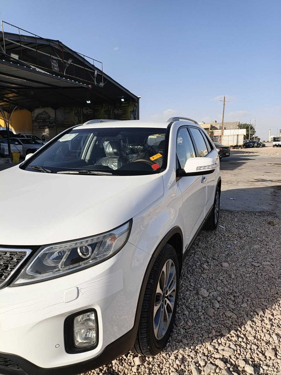 سلام عليكم للبيع سورنتو 2015 فول مواصفات عده البنروما كويتي بصمة محرك 6 أمري شفط مكفوله من  صبغ وضربه مكان السياره الانبار الرمادي للاستفسار ***********
