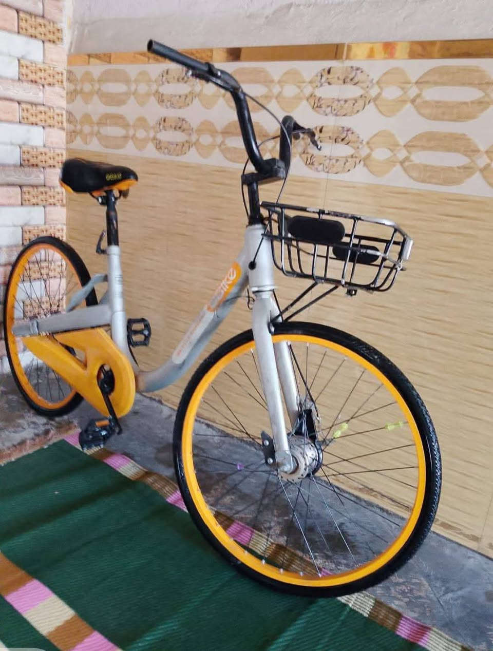 بايسكل باله اصلي دبل ديسك وبريك تايرات ربل اصلي مايبنجر  حجم 26 السعر 85 عنوان بغداد الكماليه شارع المصرف ***********
