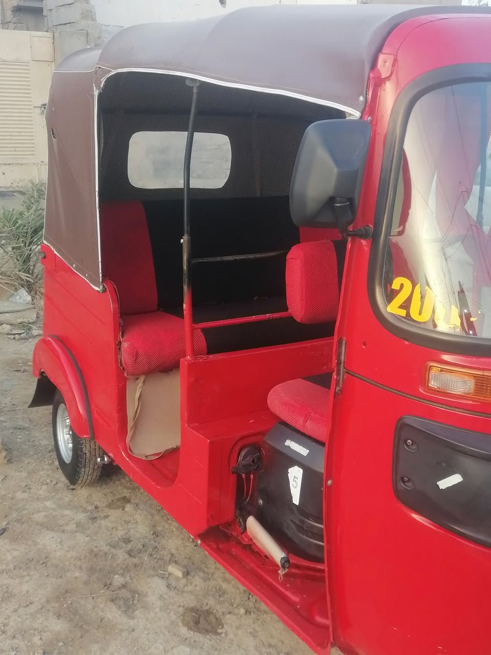 سلام عليكم تكتك موديل 18 رقم نكليزي تحويل مباشر خير من الله مصبوغه عام جماليه لعنوان مكتب بيروت رقم *********** تصل وتدلل
