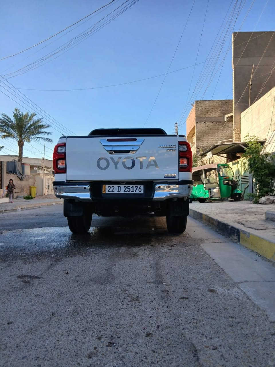 للبيع سياره . TRD. هايلوكس 
موديل 22 فول فول موصفات
ماشيه 110 الف حقيقي
كفاله عامه 
مكينه 6
 رقم اربيل بسمي 
***********
