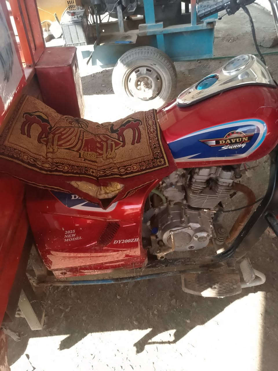 سلام عليكم ستوته دايوان مديل 16اوراق اصوليه شكهربائيات شغالة سلف لايت بغداد سعر 650
***********
