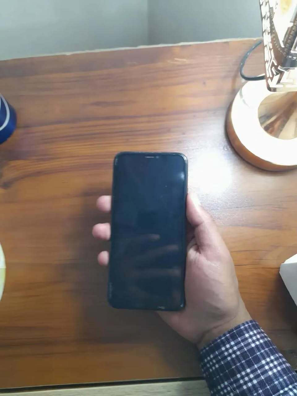 متوفرايفون 11برو ماكس سعر (300وبي مجال)
ذ 64❤️
فيس إيدي شغال
مبدل فقط شاشه نعويه زينه🪛✅
بطاريه 81صرفها كلش زين
نت تصال كامرات كله شغال ع آخر حبايه ✅
الون اسود جهاز  شاصي كلش نضيف 🔱
شراي ادخل خاص وتأمر


**إذا كنت صاحب هذا الإعلان وتريد حذفه لأي سبب، رجاءا أرسل رسالة إلى الدعم الفني**