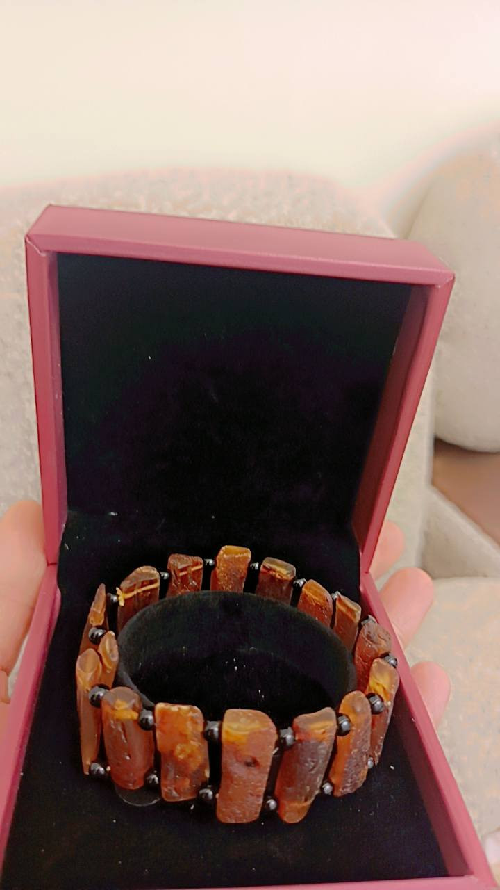 اسوارات كهرب حر طبيعي اصليات للبيع كل قطعه وسعرها حسب وزنها


**إذا كنت صاحب هذا الإعلان وتريد حذفه لأي سبب، رجاءا أرسل رسالة إلى الدعم الفني**