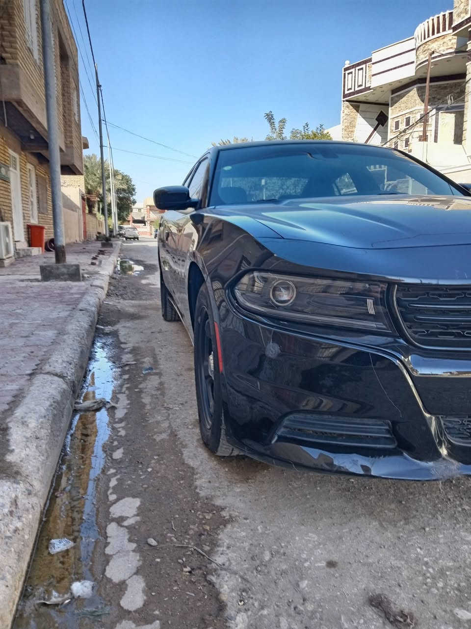 دوج جارجر فدرالي موديل 23 اصل محرك 5700 تو ويل بيه جاملغ الخلفي بي بارد ماشر بالاخضر صبغ ماشر بالأحمر السعر 210 للاستفسار الاتصال على الرقم ***********
