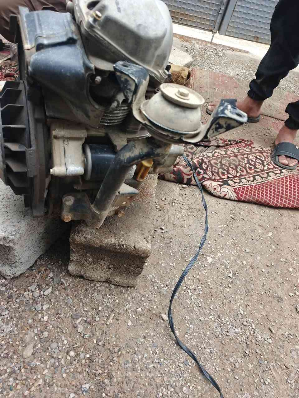 سلام عليكم محرك بياجو ٢٠٢٠ حورت  TVs وأريد ابيعهة محرك بي صوت
***********
