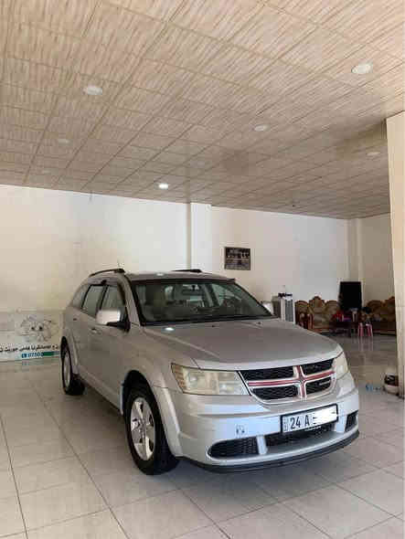 دوج جورني موديل 2011 مواصفات SXT
3قطعه و نيف صبغن بي داخلي و بي دوسه و بي دكمه
پيش و پاش كبسن ايرباك شرتن نه فه بينه . مه كينه 6 بستن
گير و مه كينه و تبريد شرتن مه كينه نه فه كريه ب شرته
مواصفات ( 3 مقعدي+بصمه+تبريد مركزي+مانع انزلاق)
سياره يا ل زاخو تحويل شرته
سعر:103$ ورقه و مجال 
رقم تلفون كورك+وتس اب: *********** زاخو
