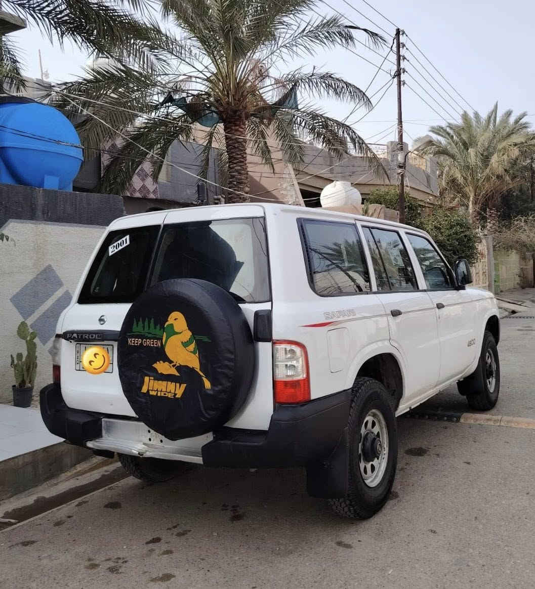 السلام عليكم 
للبيع سيارة نيسان باترول 2001 رقم نجف الماني، محرك بانزين 4200 نظيف، كير ولوكير دفع رباعي شغال نظيف، تخم تاير جديد قبل أسبوع شادة، جام كهربائي شغال، كهربائيات شغالة. 

السيارة نظيفة وكاملة مال جناي .. السعر 85 ورقة …
ملاحظة؛ للبيع فقط بدون مراوس
الشراي يتصل ***********
العنوان/ ديالى - بلدروز
