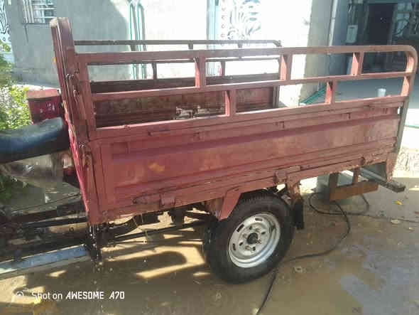 السلام عليكم شباب 
ستوته دايوان للبيع 
2014
ستوته بدون اوراق مكفوله من سرقه 
شاصي مكفول ركبه مكفوله 
مكاني ديالى ناحيه جديده الشط 
السعر 450
***********
الموشراي لا تعلق ولا تراسل
