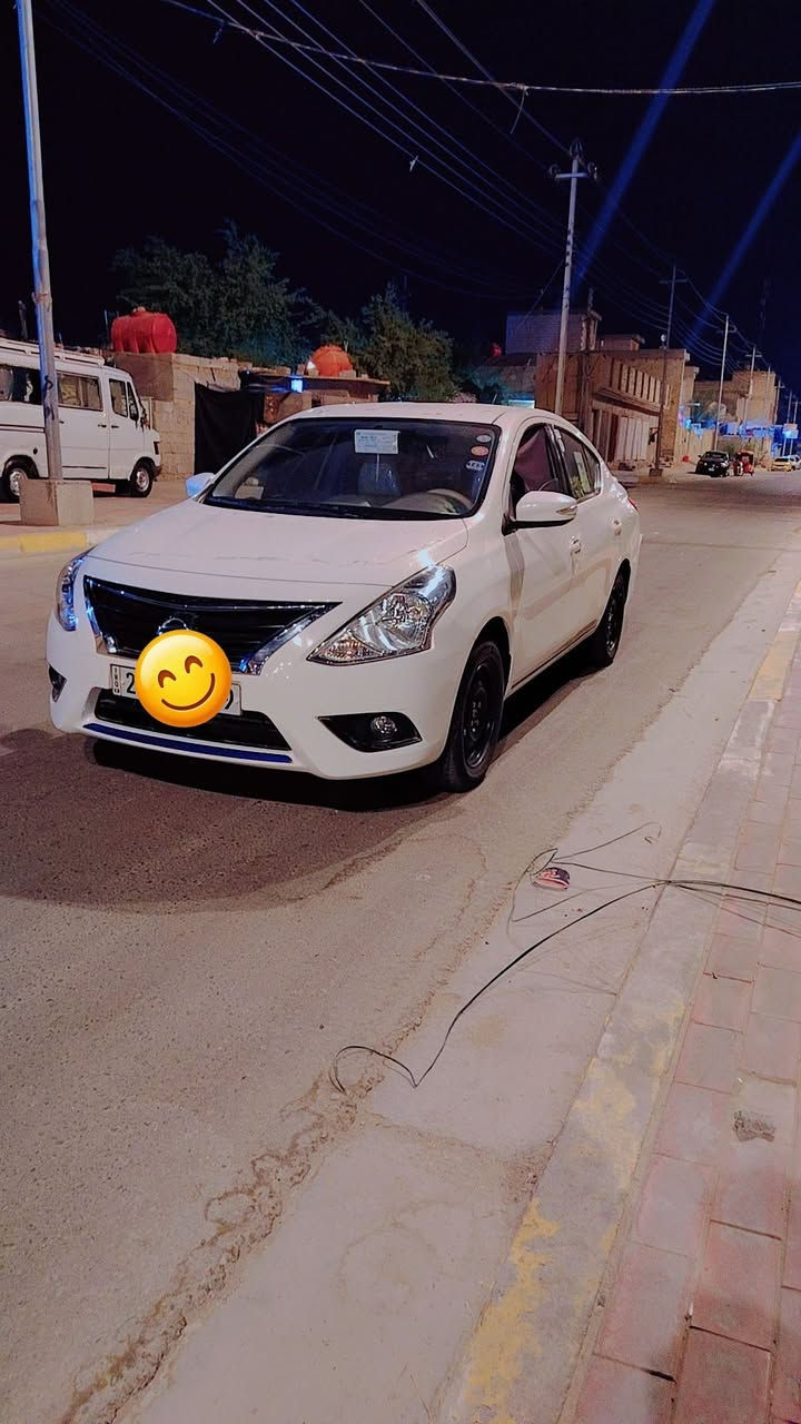 السلام عليكم

نيسان سني
 كامله تفاصيلها
مكينه جديده ع دهن شركه مالتها كشنات مغلفه كاعيه مغلفه
كبات الشركه بعدهن ماشاديهن
 موديل ٢٥ جاملغ الخلفي بارد

للاستفسار الاتصال ع الرقم او واتساب ***********
