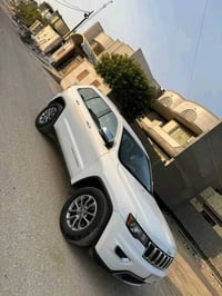 جيب 2015 بجم كامل محدث دعاميه ولايتات  للبيع فقط بدون مراوس  كل التفاص...