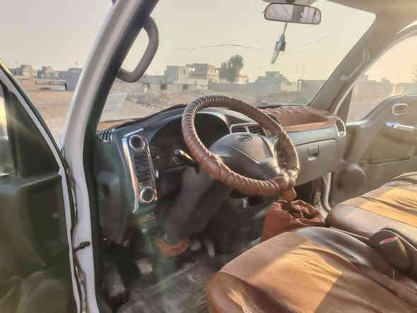 كيا حمل 2011 نضيفه فول مكفوله كامل مسجله رقم صلاحمكفوله كامل مسجله رقم صلاح الدين ***********
