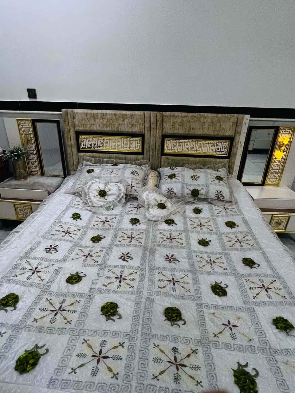 غرفه تركيه سعر 700وبيهه مجال


**إذا كنت صاحب هذا الإعلان وتريد حذفه لأي سبب، رجاءا أرسل رسالة إلى الدعم الفني**