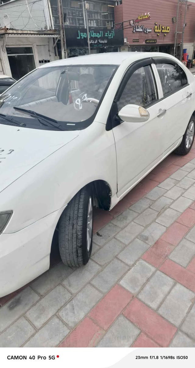 سلام عليكم سياره ليفان صيني كير عادي موديل 2012 رقم بغداد الماني مكان السياره نجف للاستفسار *********** النجف, العراق
