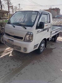 كيا فحل موديل 26 زيرو +اغلاف بدي وتانكي 120لتر مرقم بغداد بسمي العنوان...